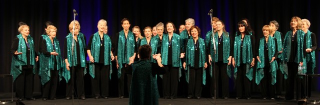 The choir A Capella West provided entertainment.