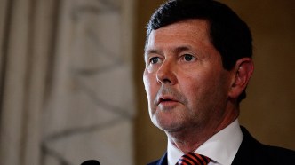 Kevin Andrews: work together to build cyber security