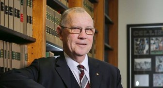 Aged care royal commission members pay tribute to former chair Justice Richard Tracey