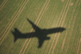 Federal police investigate $30 million government purchase of Western Sydney Airport land