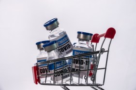 Supply issues with COVID-19 shot sit on federal government’s shoulders, expert says