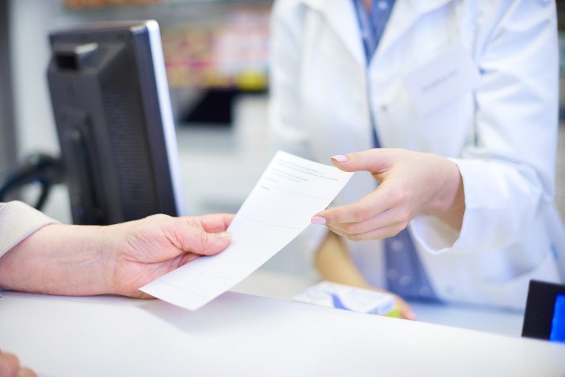 Medication boost for people with dementia who enter aged care potentially harmful, study warns