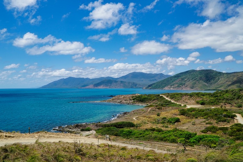 Using Indigenous knowledge and western science to help address climate change impacts