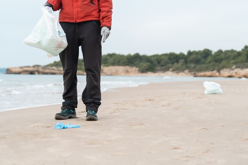 clean up australia-beach