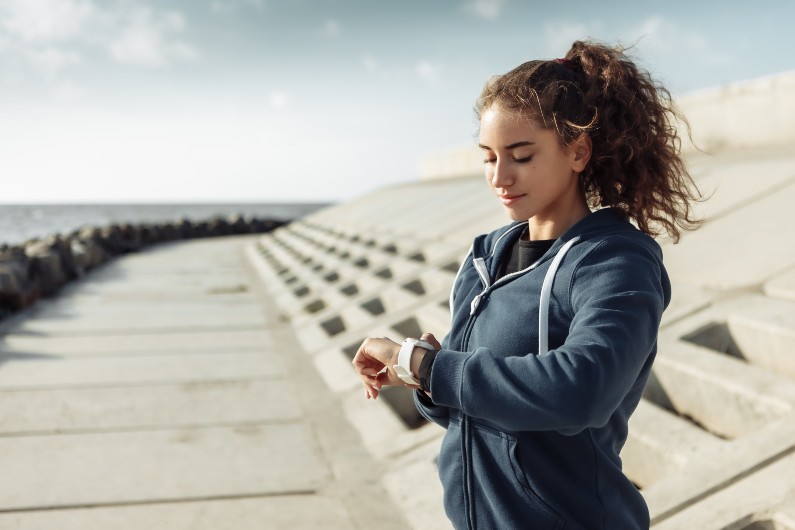 woman-running-jogger