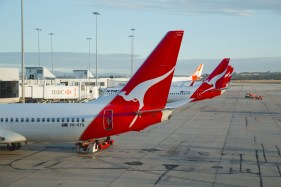 ACCC blames Qantas and Virgin Australia duopoly for high flight prices and poor service