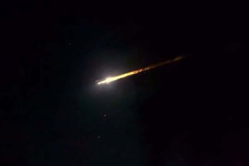 Mystery Melbourne lights likely Russian rocket debris, space agency says